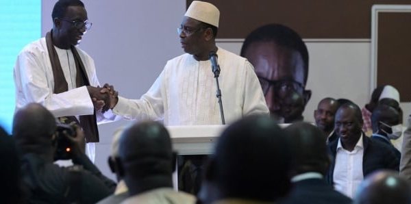 Info «Les Échos» : Macky Sall lâche Amadou Ba pour…
